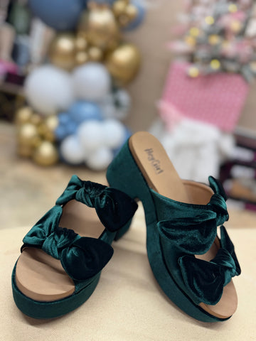 Put A Bow On It Corkys