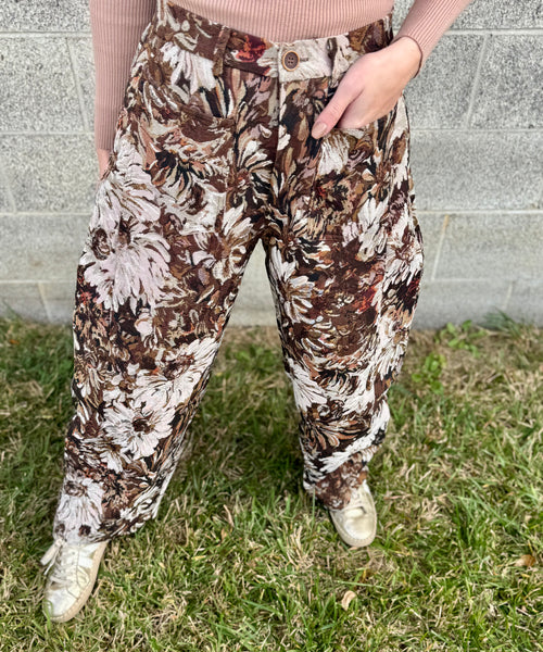 Falling In Love Barrel Jeans