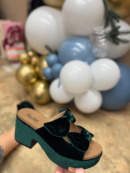 Put A Bow On It Corkys