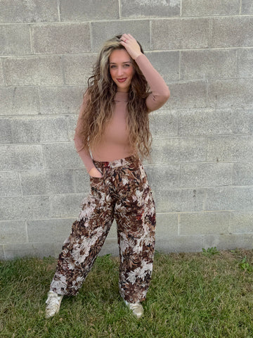 Falling In Love Barrel Jeans