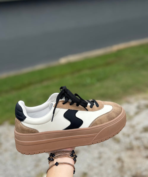 Pop Off Corkys Sneakers