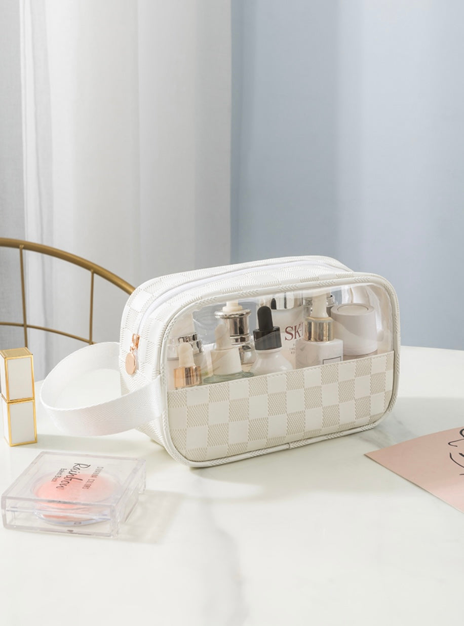 Ivory Checkered Toiletry Bag