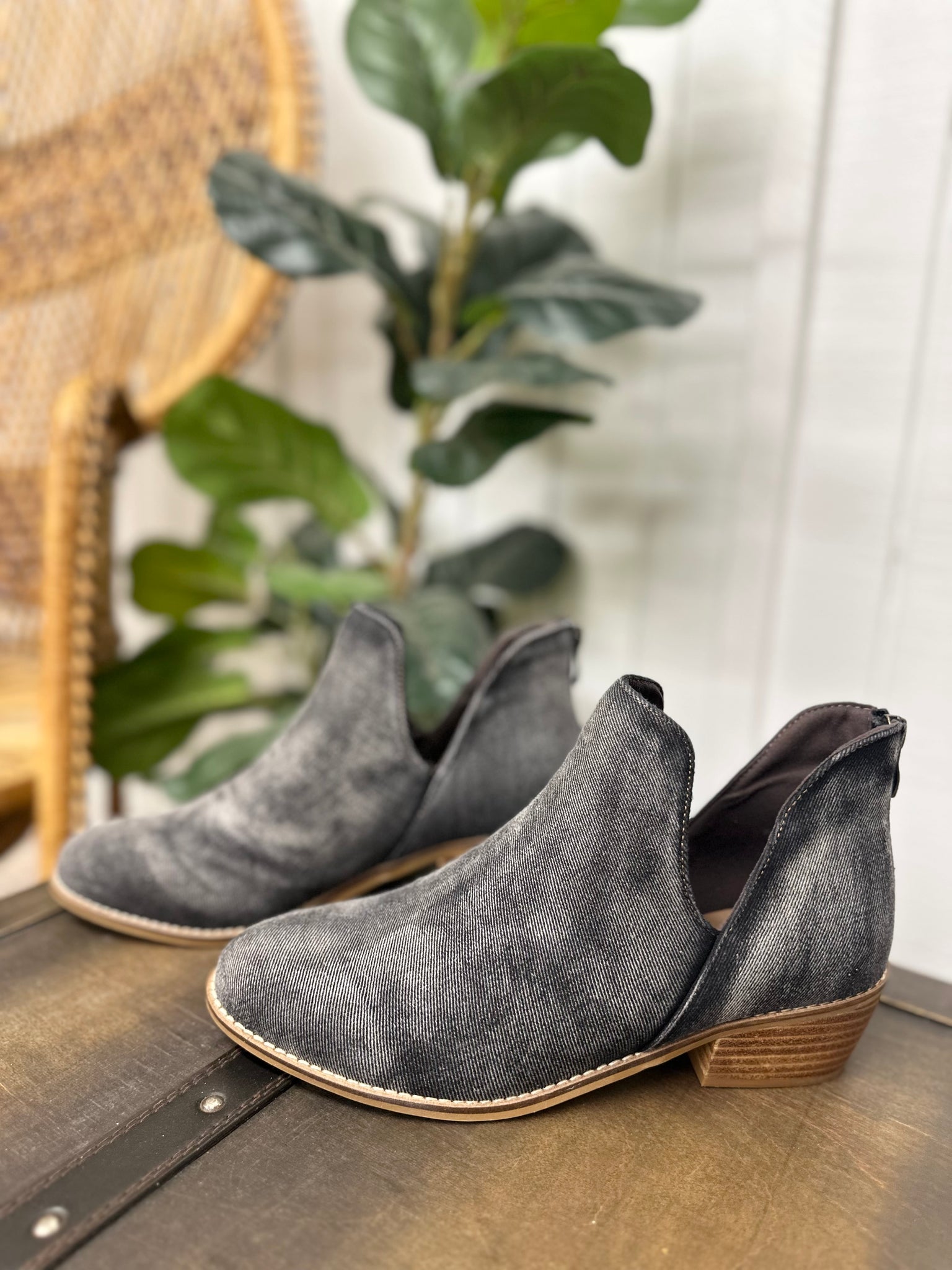 Vanish Corkys Booties