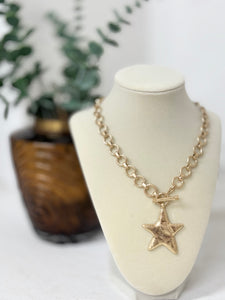 Star Of The Show Necklace