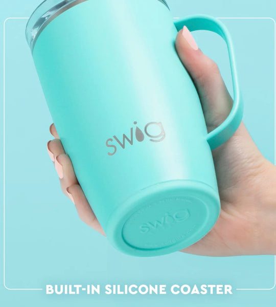 Swig Winter Cardinals 18oz Travel Mug