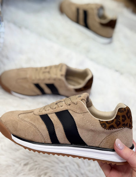 Corkys Run It Back Sneakers