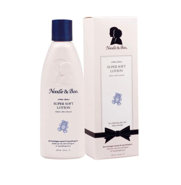 Noodle & Boo Newborn Gift Set