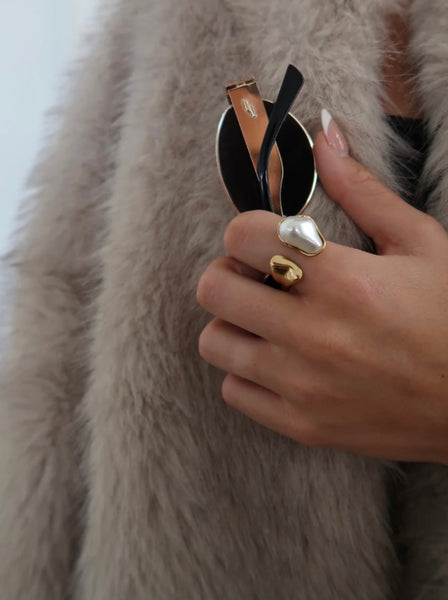 Chansuttpearls The Addison Ring